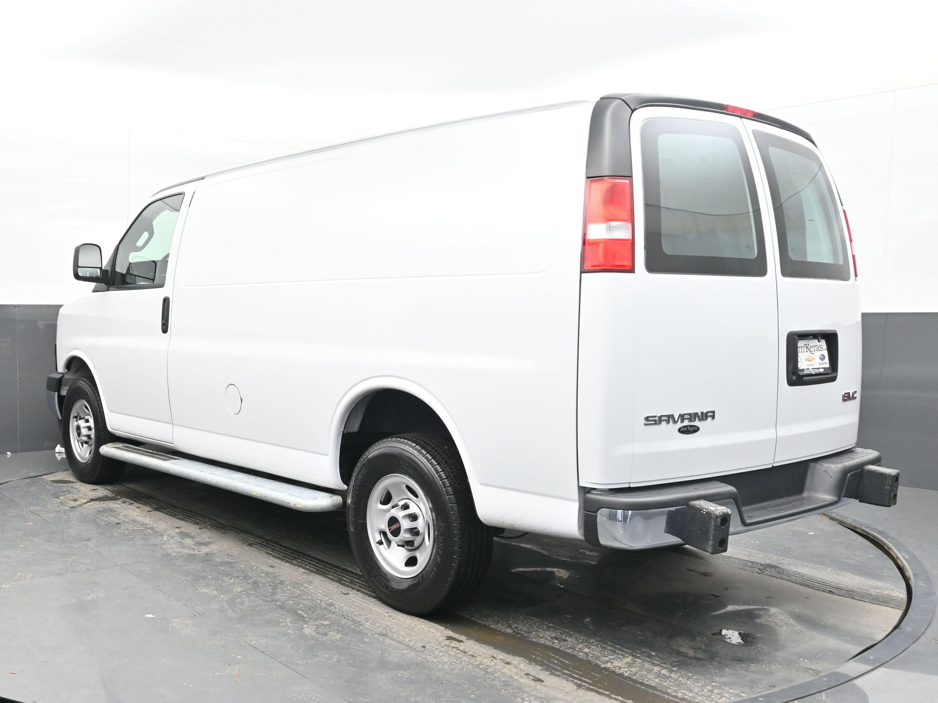 Used 2024 GMC Savana 2500 w/ Driver Convenience Package image 8