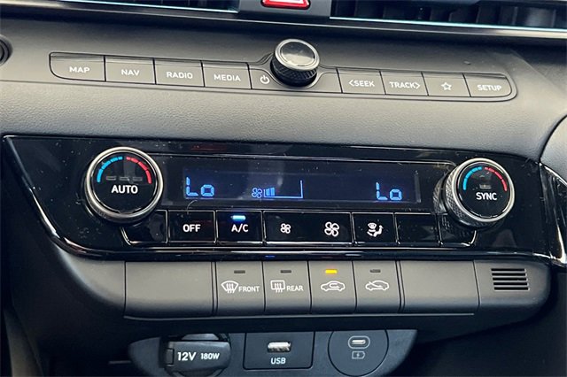 New 2025 Hyundai Elantra SEL image 20