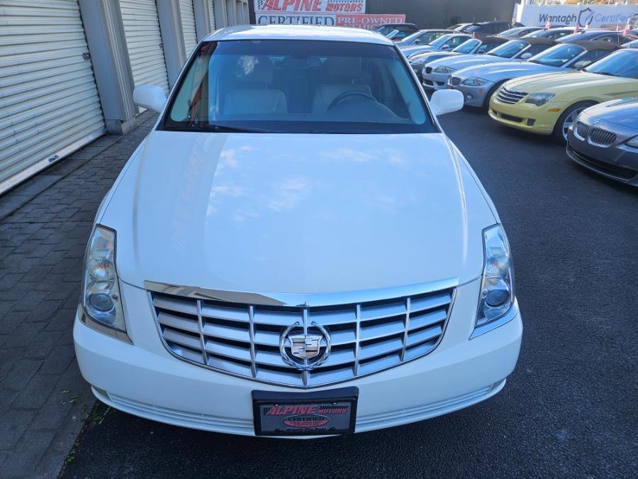 Used 2010 Cadillac DTS image 19