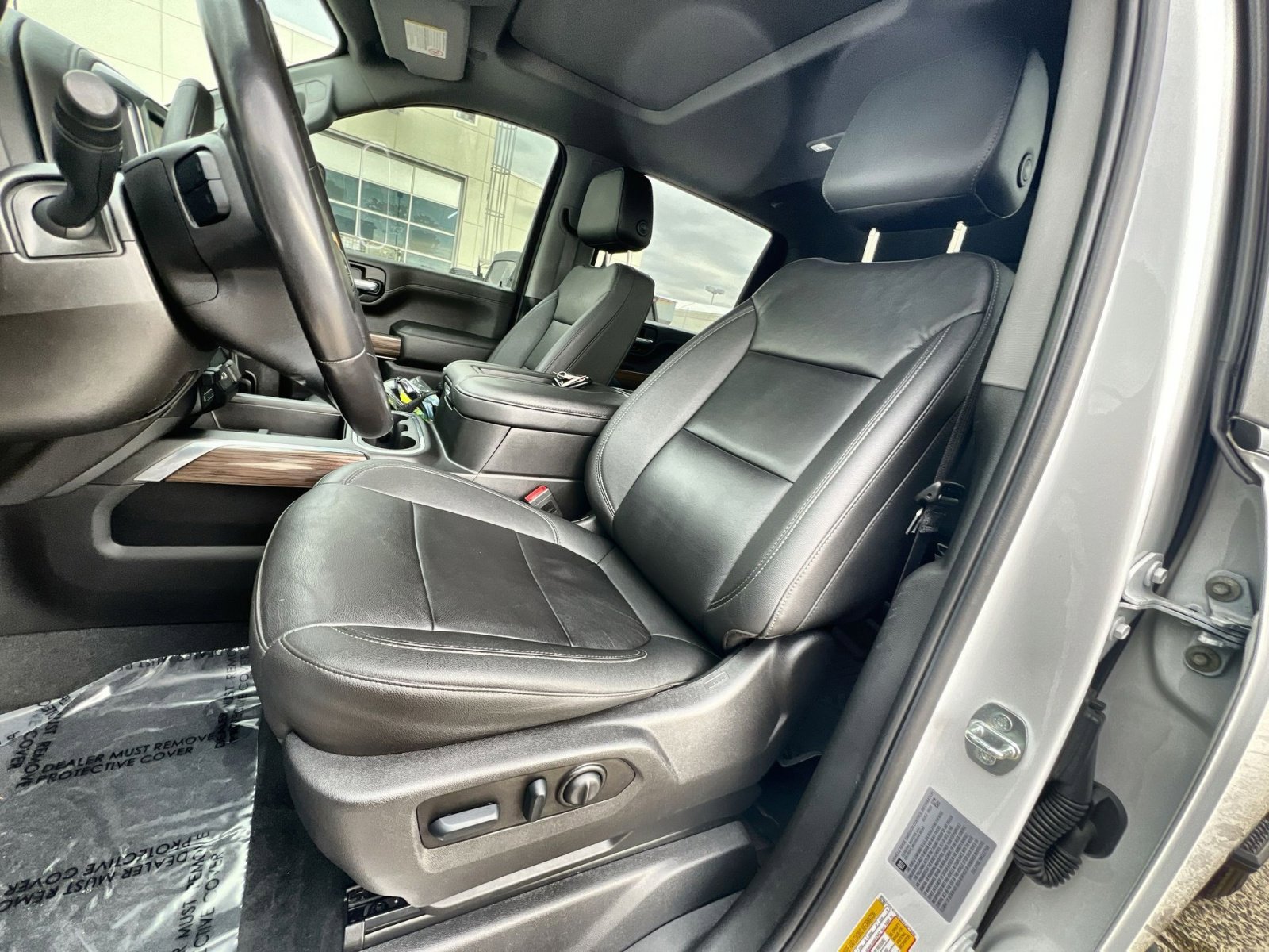 Used 2022 Chevrolet Silverado 2500 LT w/ Convenience Package image 13