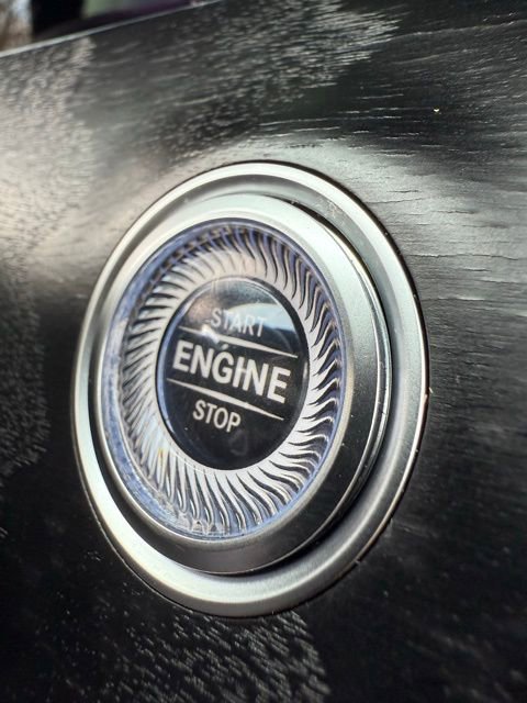 Used 2023 Mercedes-Benz E 450 4MATIC Cabriolet image 35