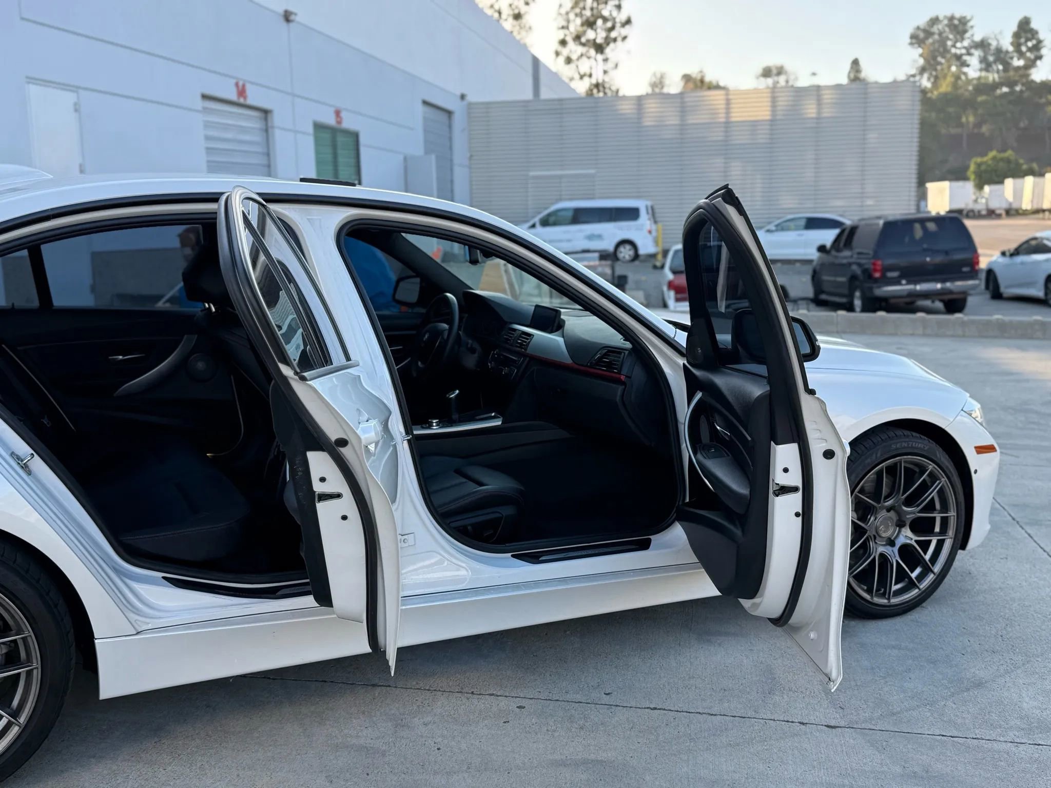 Used 2013 BMW 335i xDrive Sedan image 18