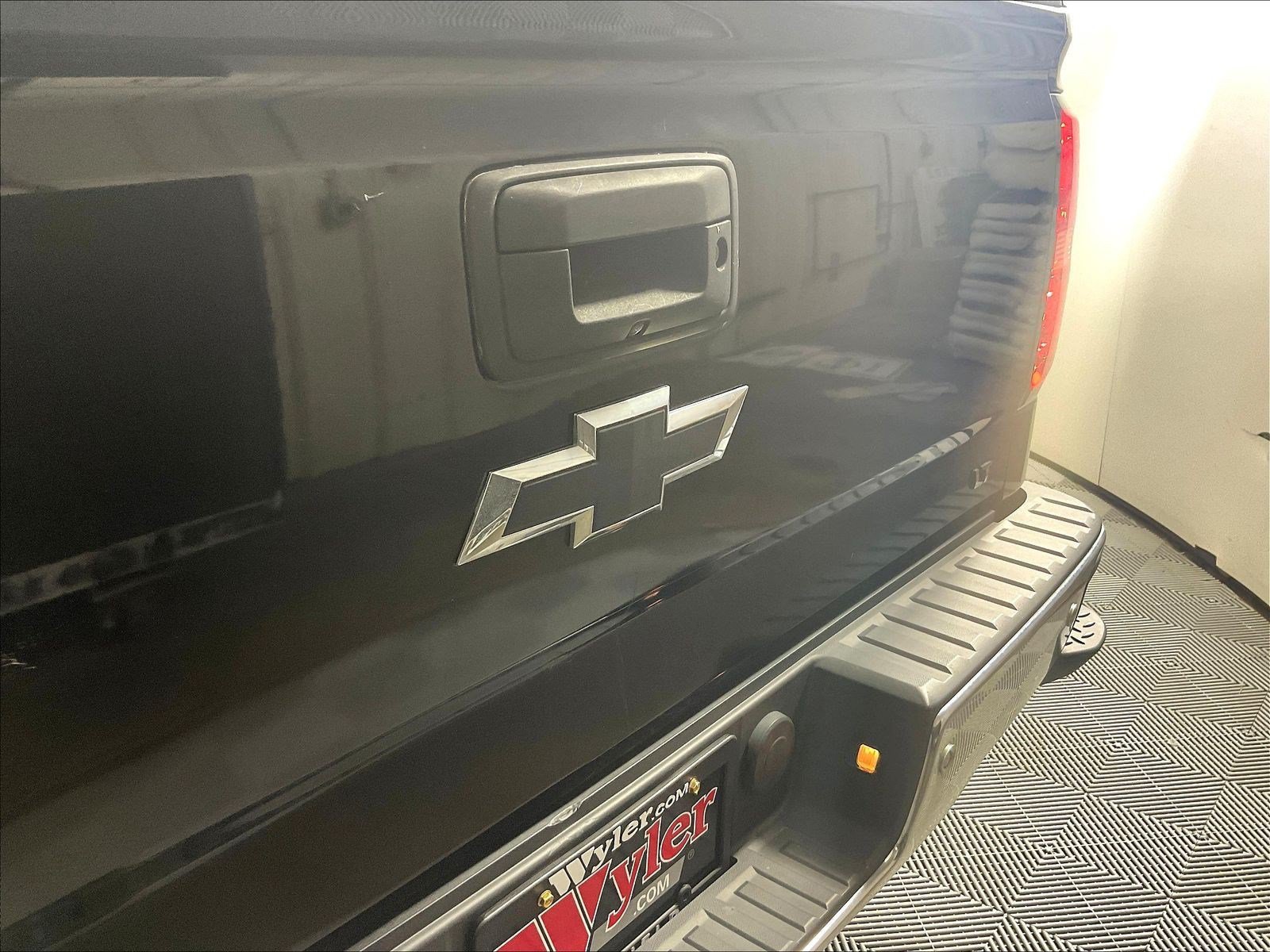 Used 2016 Chevrolet Silverado 1500 LT w/ LT Fleet Convenience Package AWD/4WD image 24