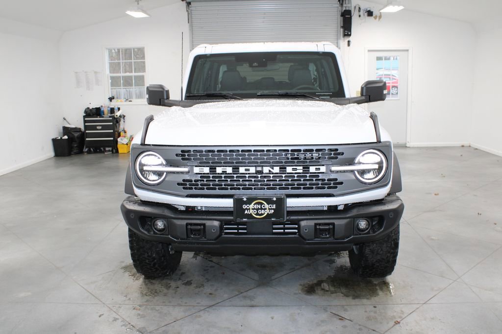 New 2025 Ford Bronco Badlands image 2
