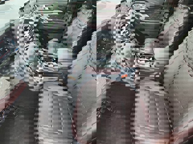 Used 2025 Ford Explorer Platinum w/ LUX Leather Package image 9