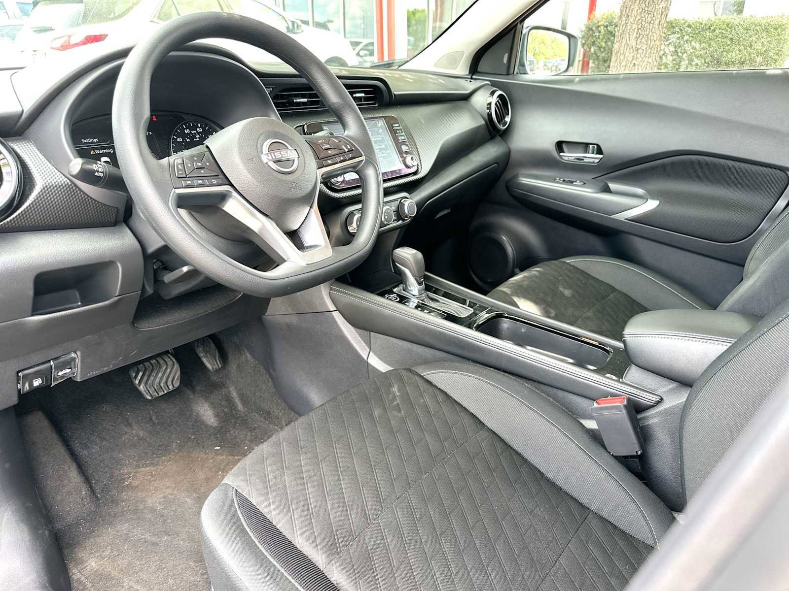 Used 2024 Nissan Kicks SV FWD image 18