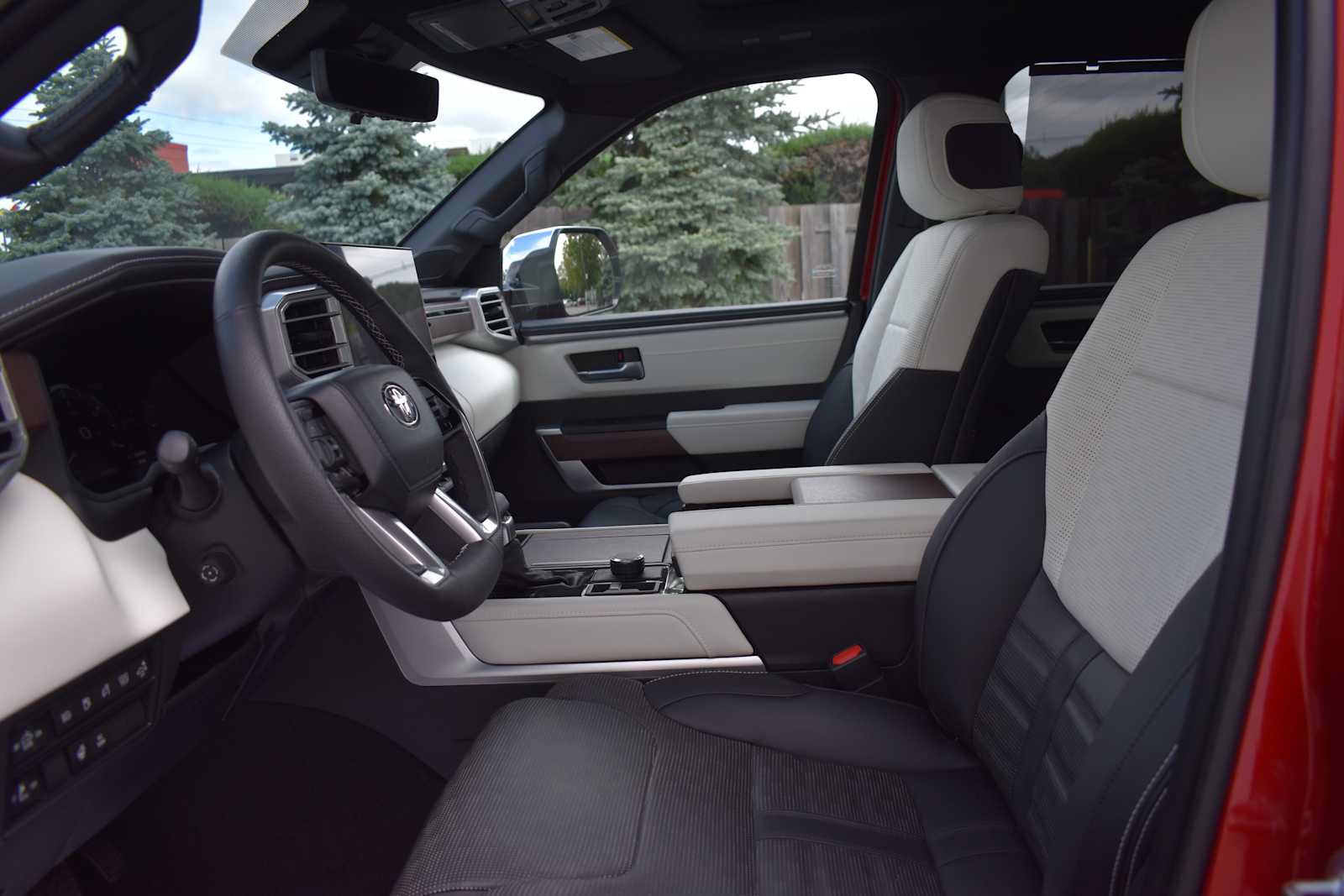 Used 2023 Toyota Tundra Capstone AWD/4WD image 10