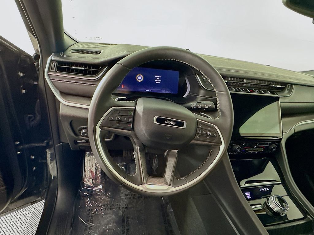 Certified 2024 Jeep Grand Cherokee Limited image 18