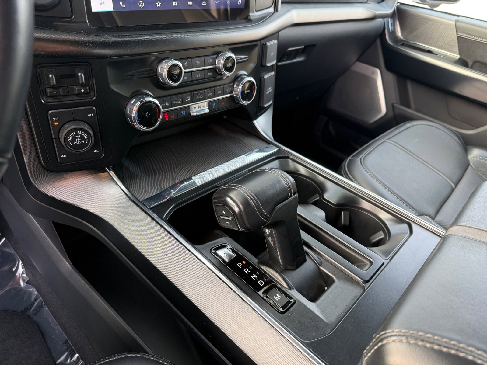 Used 2023 Ford F150 Platinum w/ Equipment Group 701A High image 13