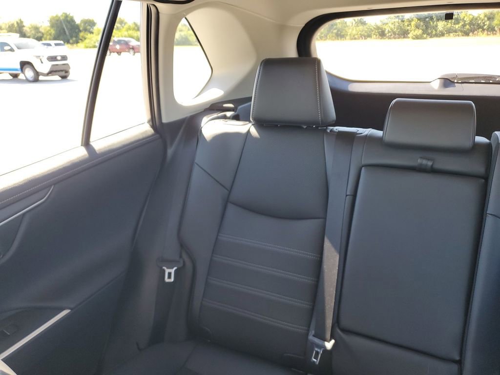 Used 2024 Toyota RAV4 Limited image 12