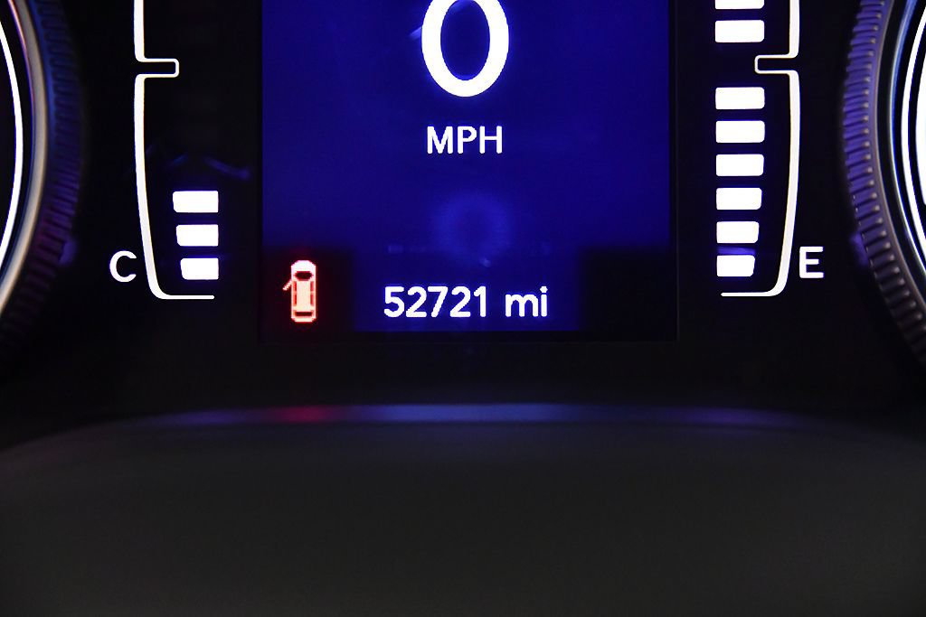 Used 2022 Jeep Cherokee Latitude AWD/4WD image 16