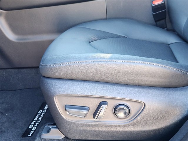 New 2026 Toyota Grand Highlander Limited image 17