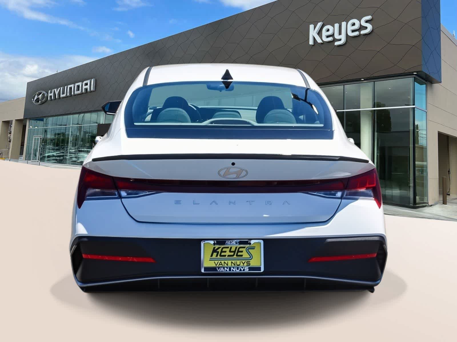 Certified 2026 Hyundai Elantra Sport FWD image 6