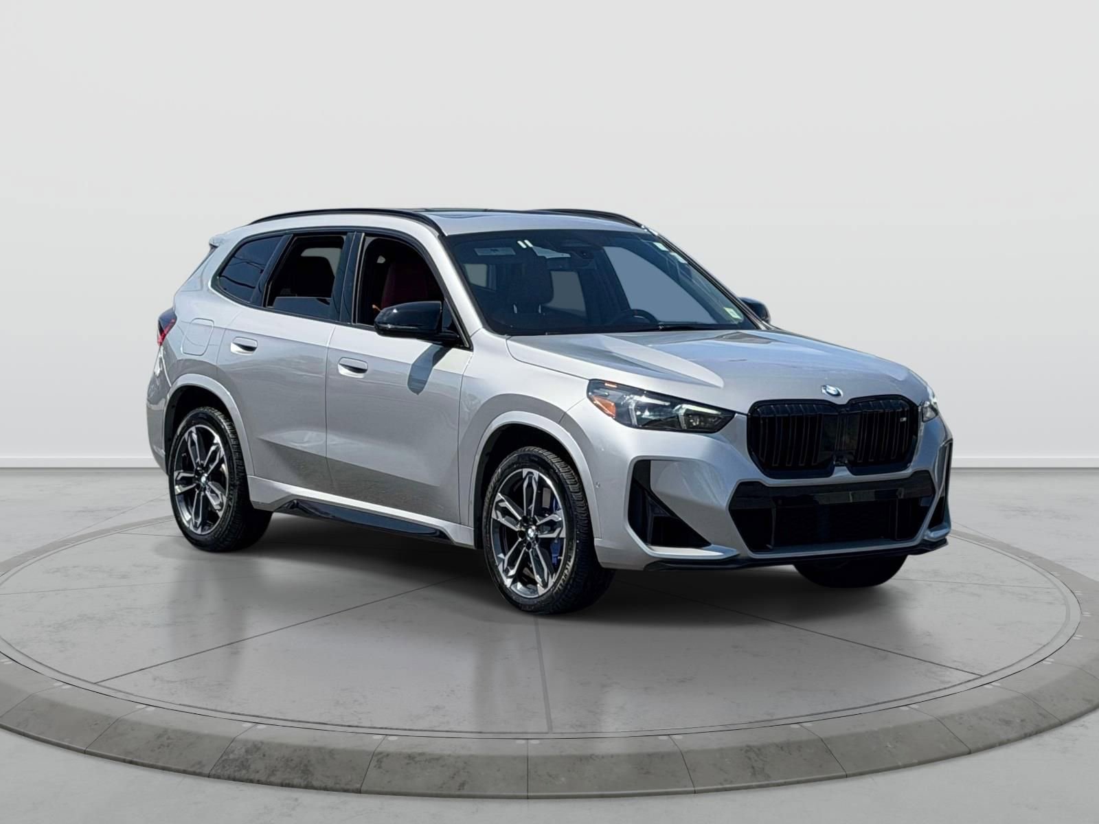 Used 2026 BMW X1 M35i w/ Technology Package AWD/4WD image 1