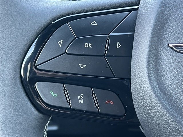 Certified 2026 Chrysler Pacifica Select w/ S Appearance Package image 23