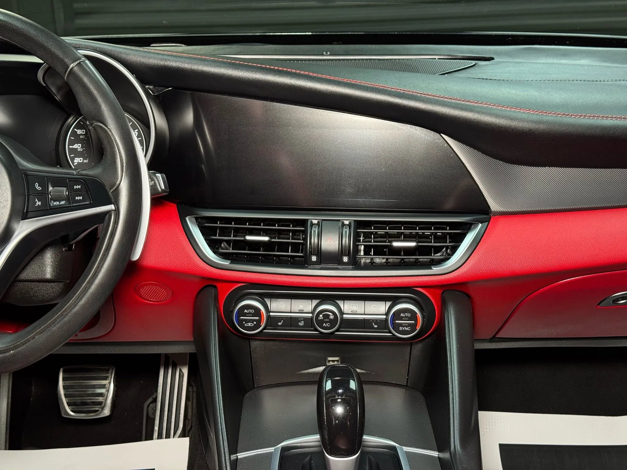 Used 2019 Alfa Romeo Giulia Ti Sport w/ Quick Order Package 22S Sport image 27