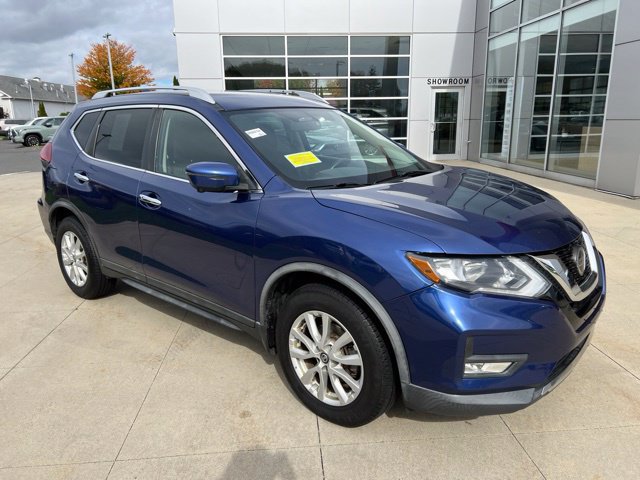Used 2018 Nissan Rogue SV w/ Premium Package