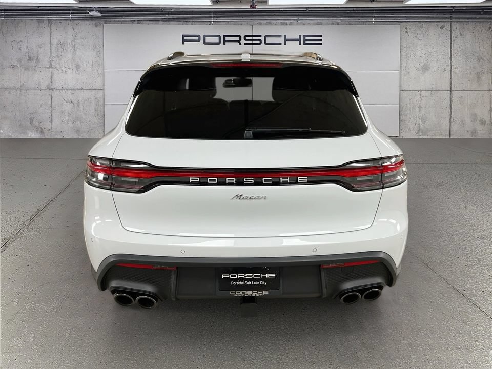 Certified 2026 Porsche Macan AWD/4WD image 10