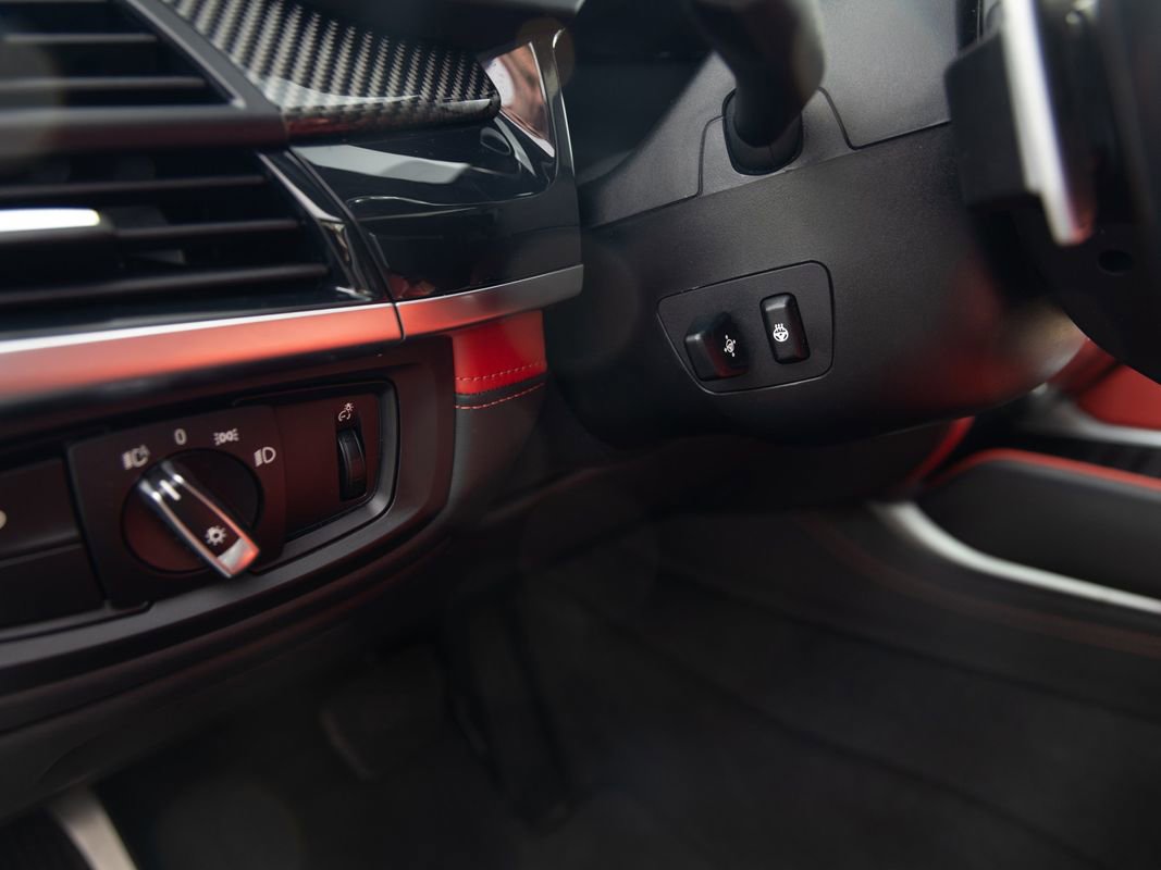 Used 2015 BMW X6 M image 11