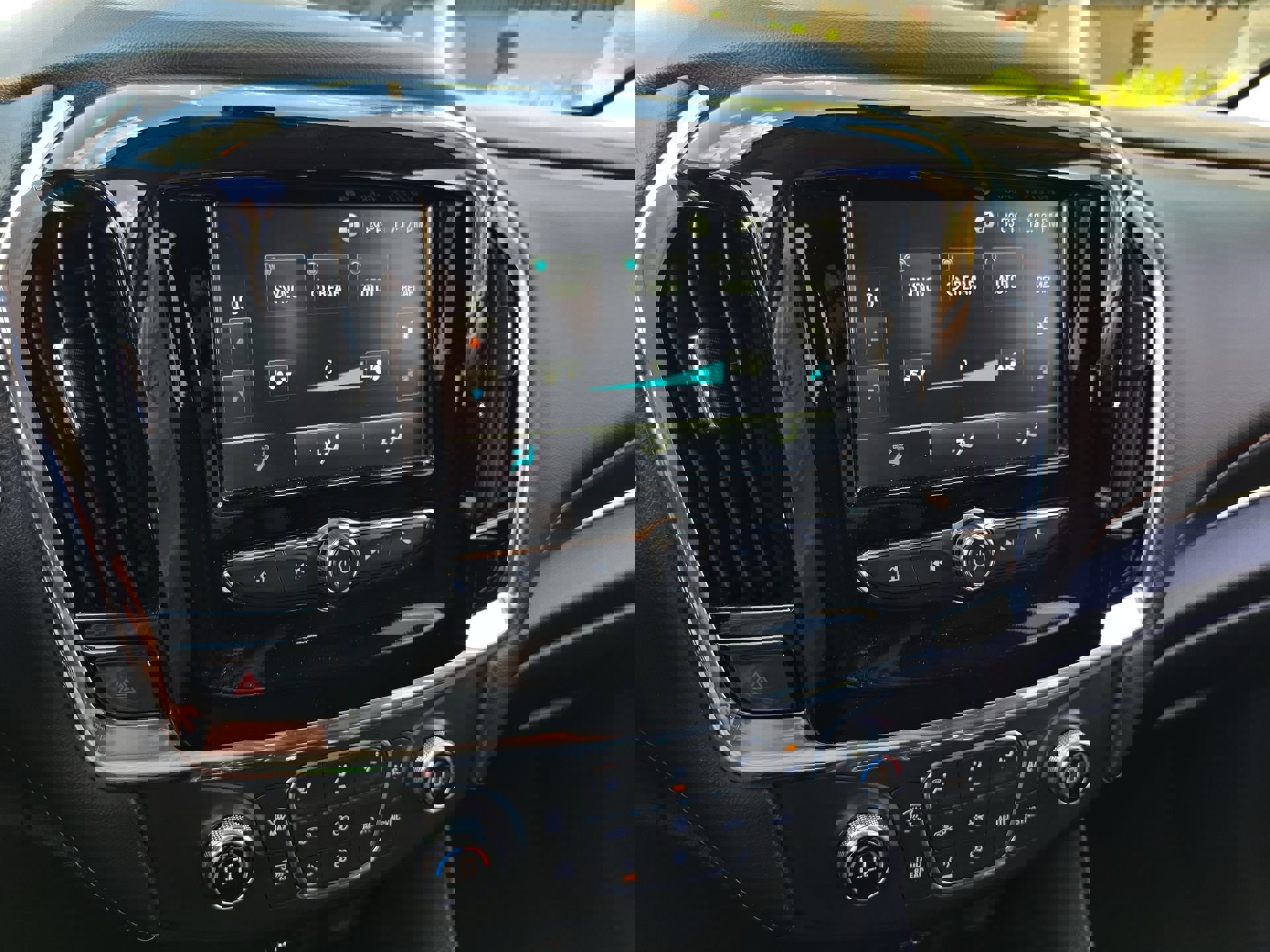 Used 2018 Chevrolet Traverse LS w/ LPO, Cargo Package AWD/4WD image 24