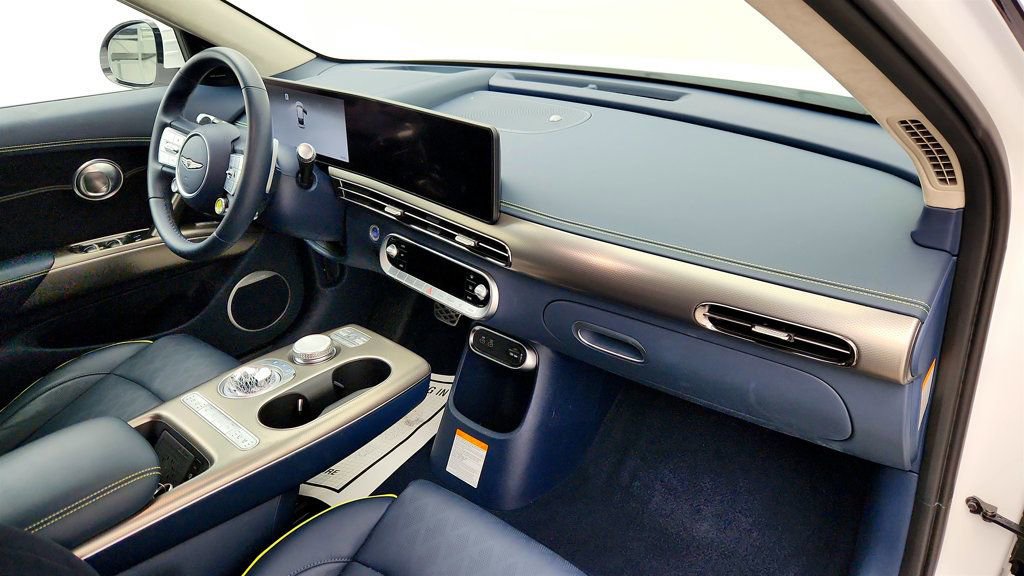 Used 2024 Genesis GV60 Performance image 26