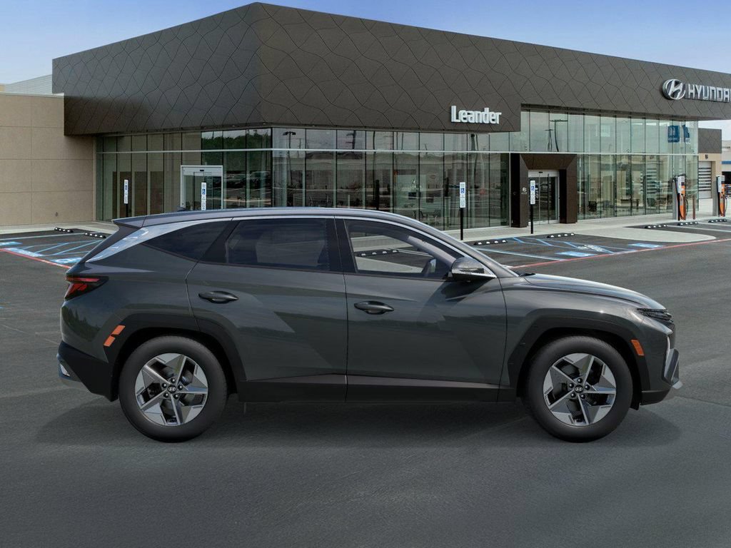 New 2026 Hyundai Tucson SEL FWD image 7