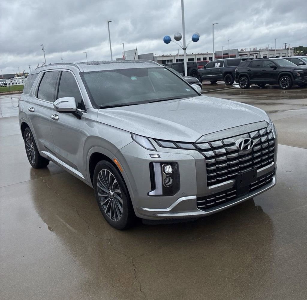Used 2025 Hyundai Palisade Calligraphy AWD/4WD image 9