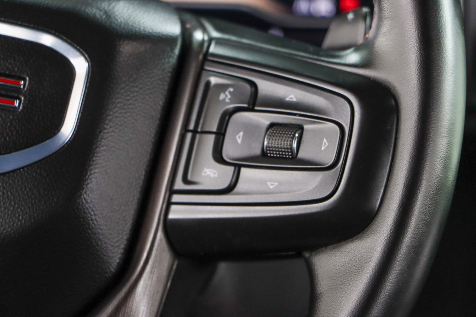 Used 2024 GMC Sierra 1500 AT4 w/ AT4 Preferred Package image 15