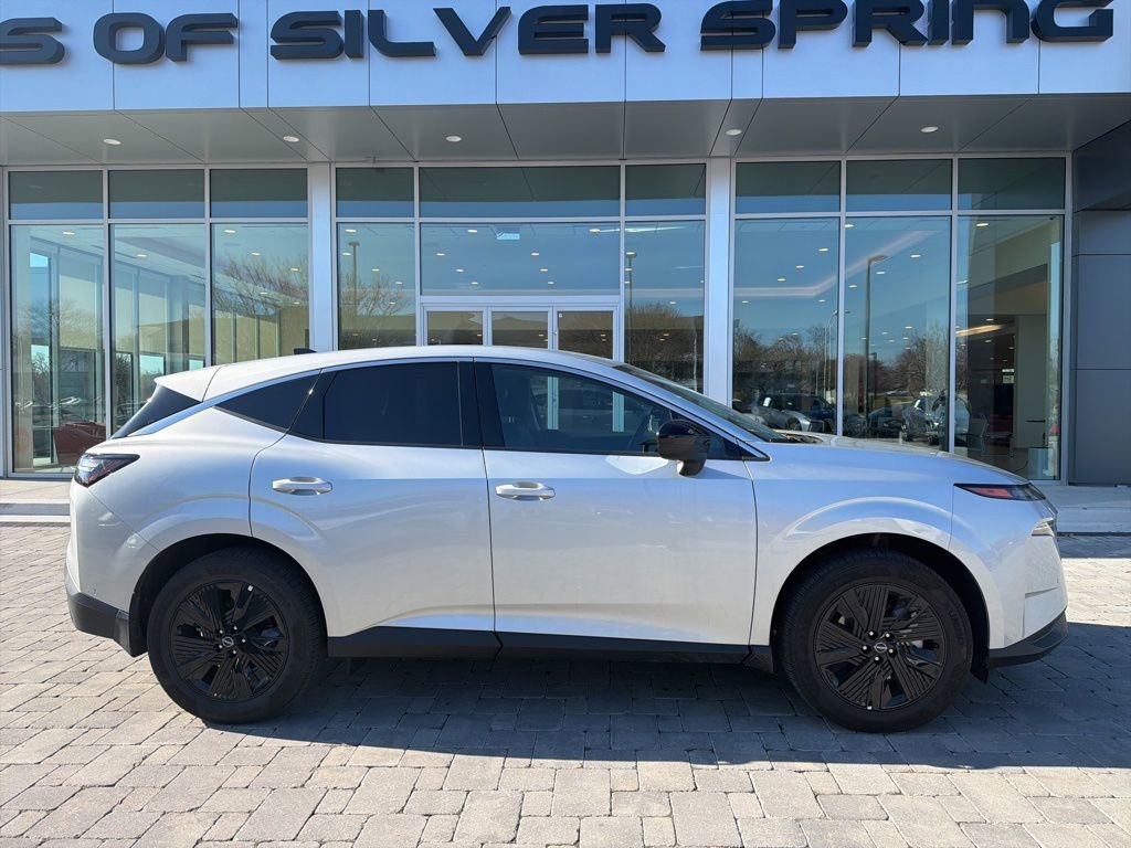 Used 2025 Nissan Murano SV image 8