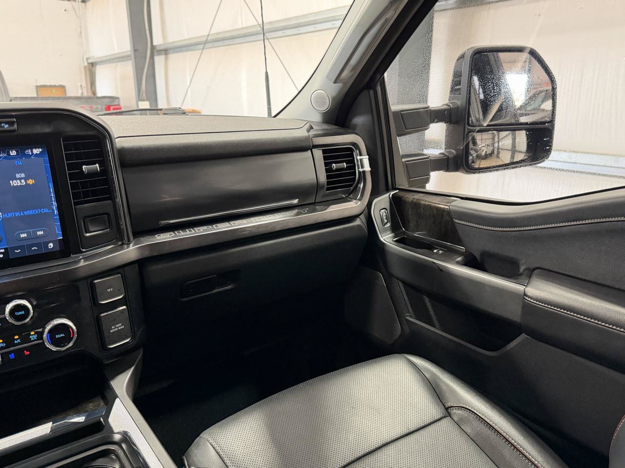 Used 2023 Ford F350 Lariat w/ Lariat Ultimate Package AWD/4WD image 25