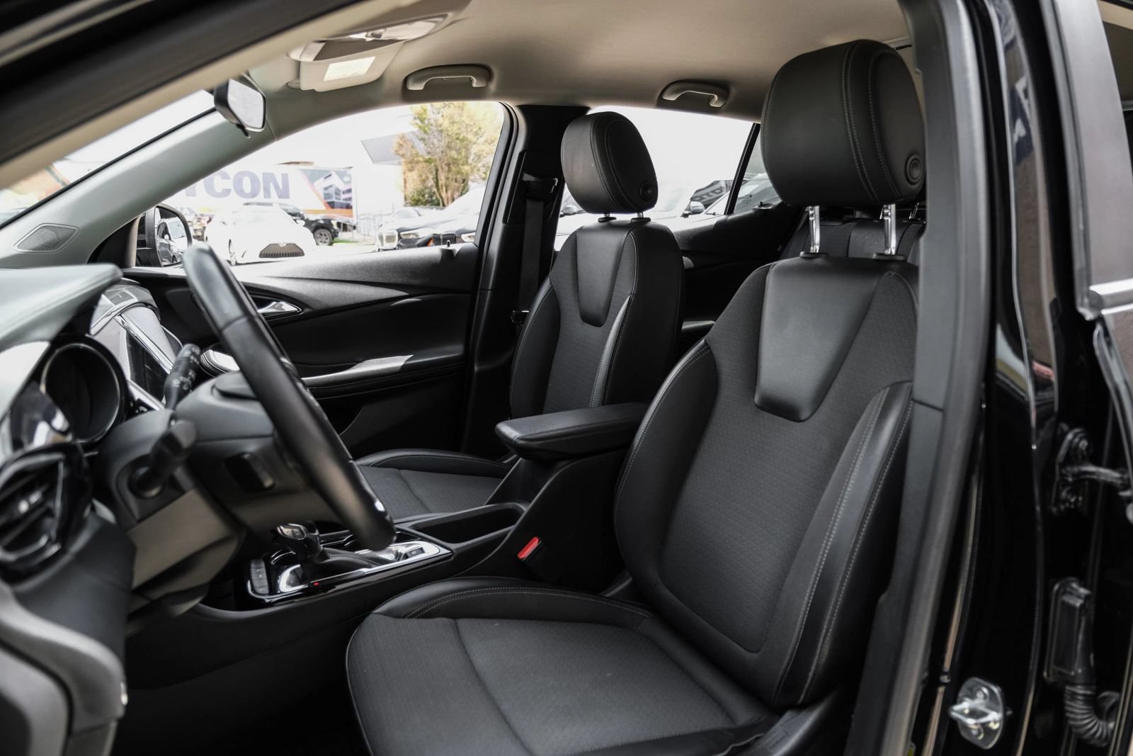 Used 2023 Buick Encore GX Select w/ Sport Touring Package FWD image 30