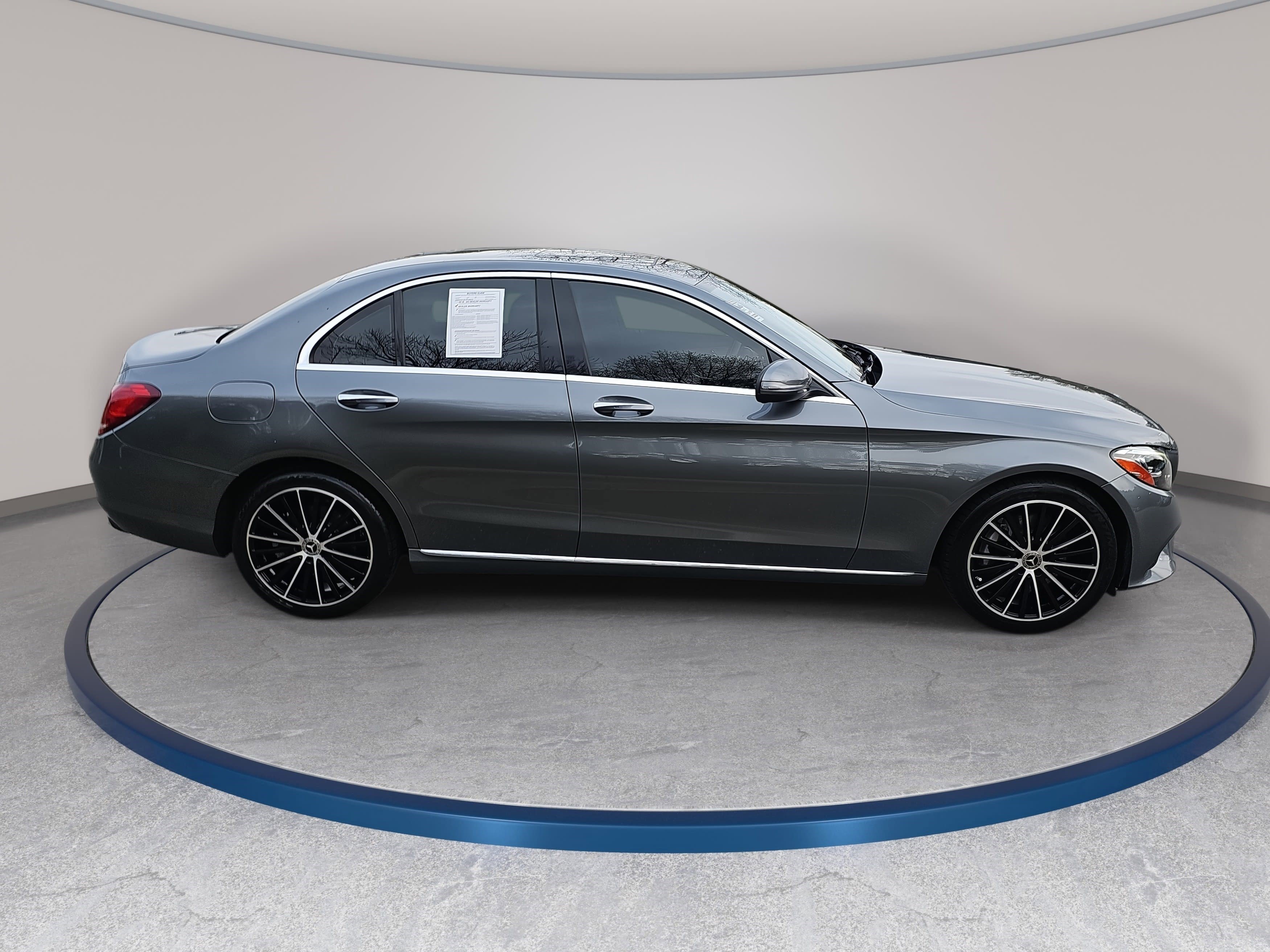 Used 2021 Mercedes-Benz C 300 Sedan image 4