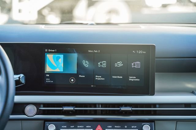 Used 2025 Hyundai Tucson SE image 15