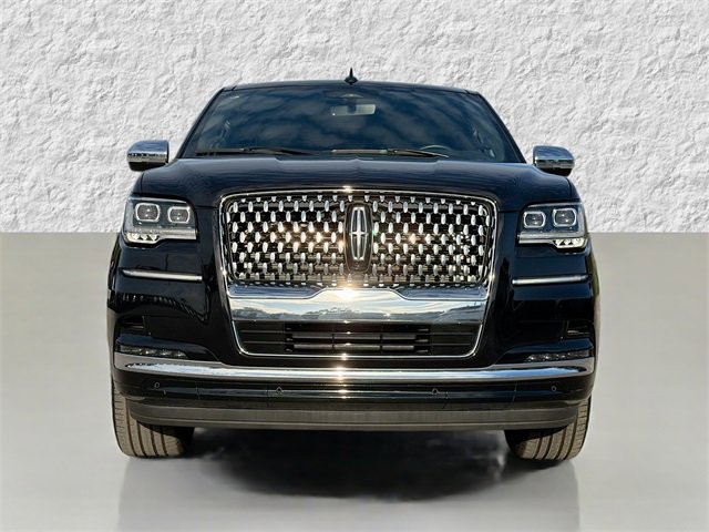 Used 2024 Lincoln Navigator Black Label image 8