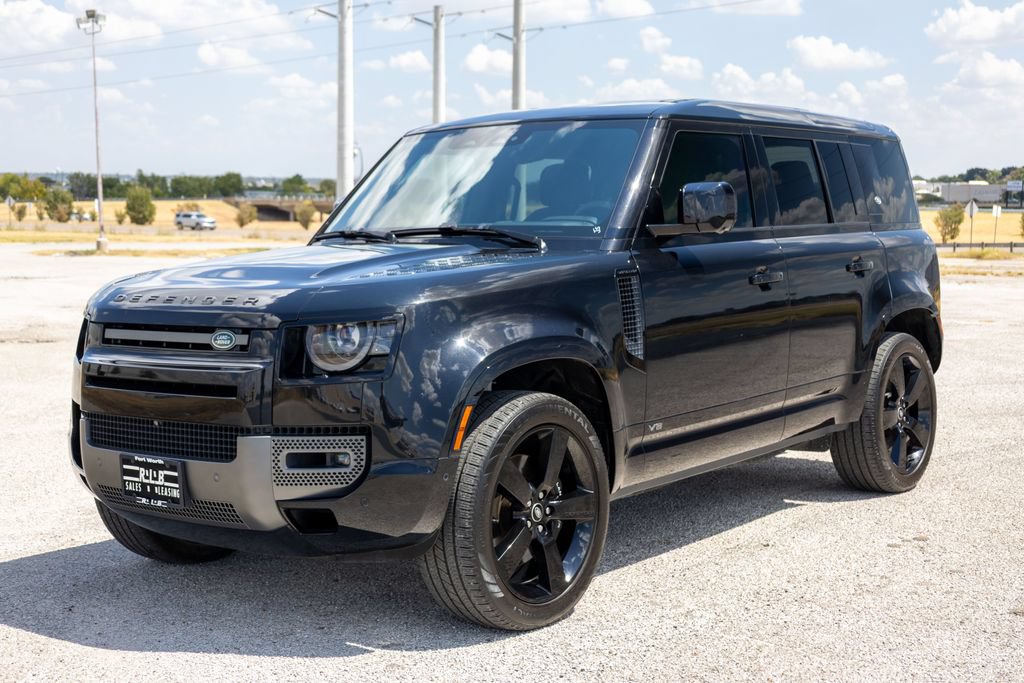 Used 2023 Land Rover Defender 110 V8 AWD/4WD image 3