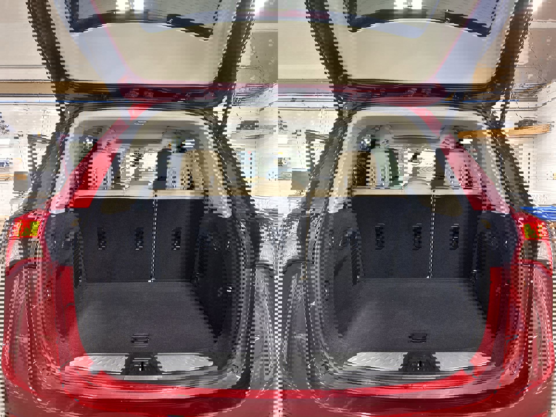 Used 2019 Buick Envision Premium image 28