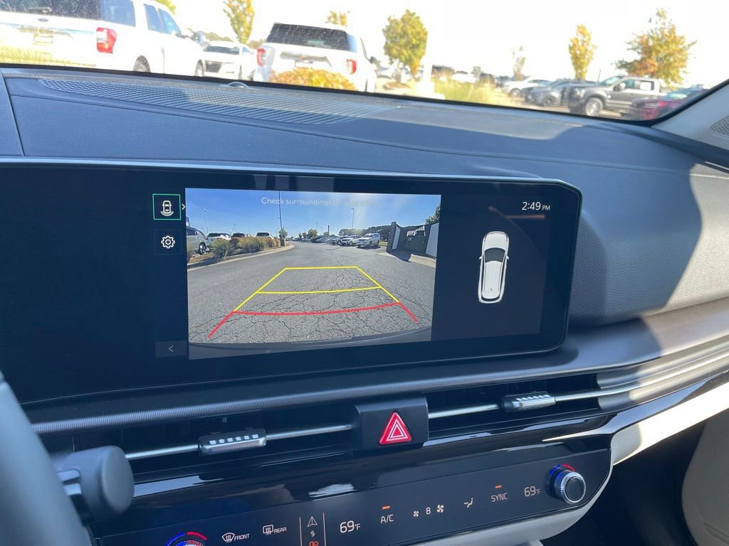 New 2026 Kia Sportage EX w/ EX Panorama Roof Package image 17