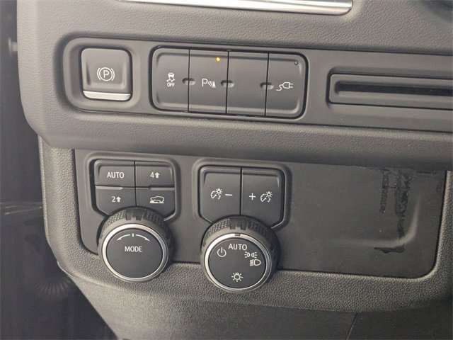 Used 2021 Chevrolet Suburban LS image 15