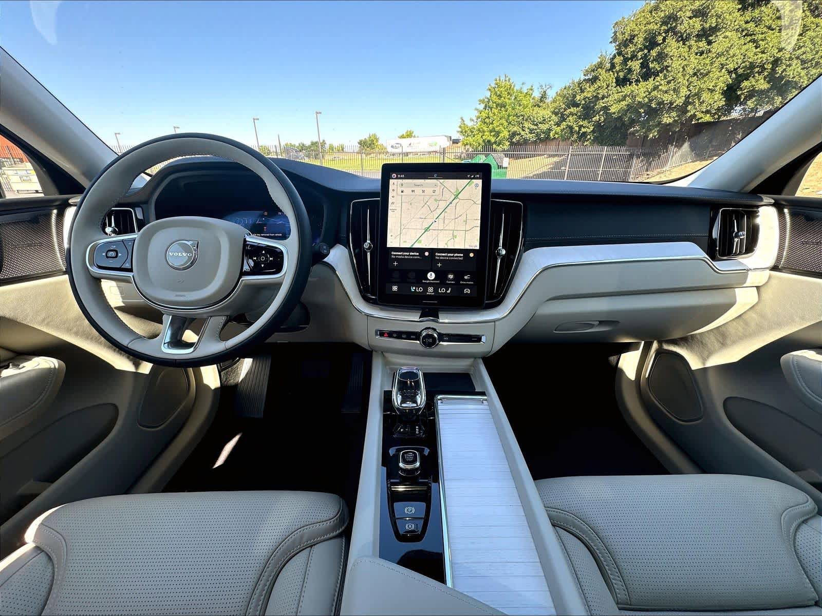 New 2026 Volvo XC60 B5 Ultra w/ Climate Package AWD/4WD image 7