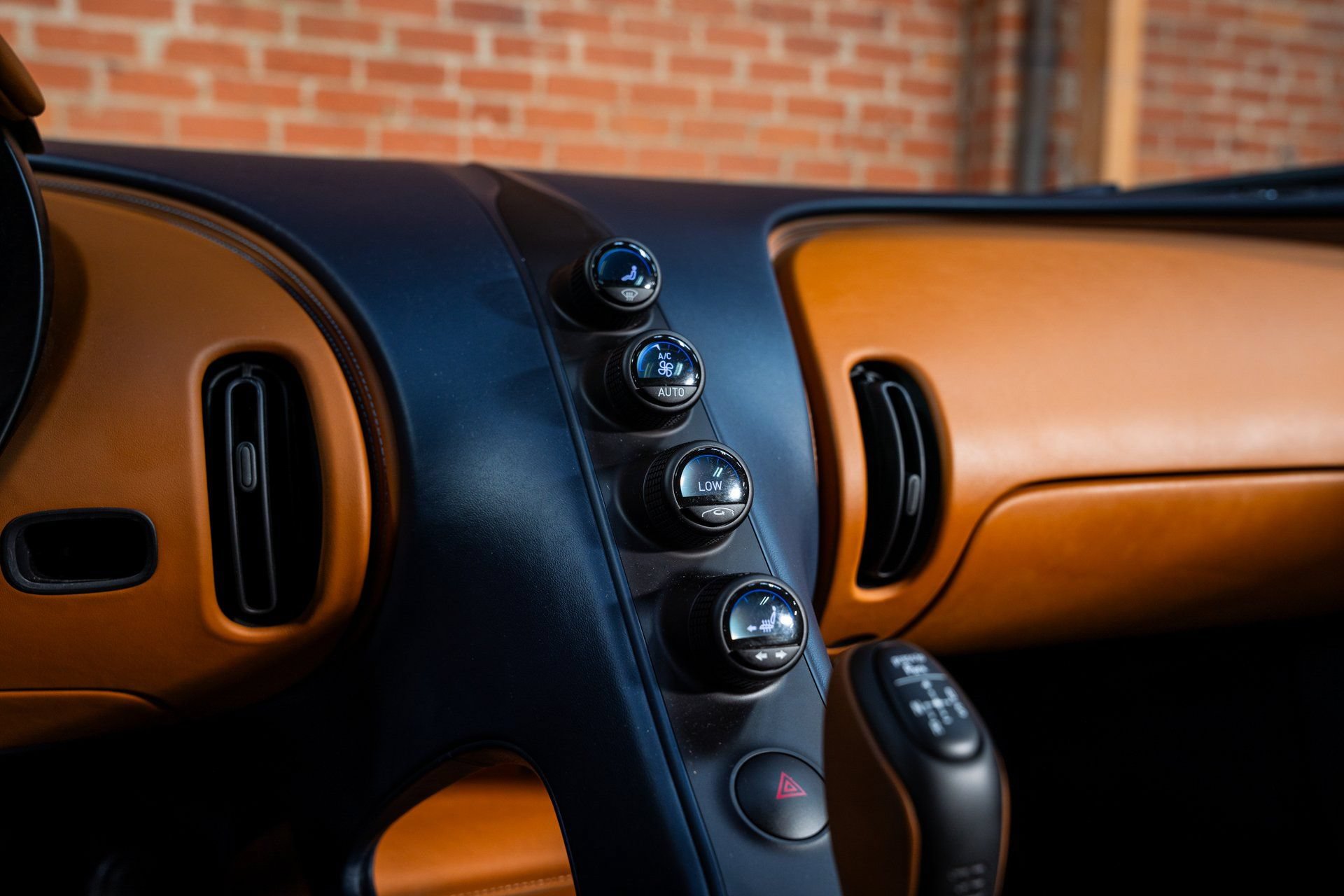 Used 2023 Bugatti Chiron AWD/4WD image 22