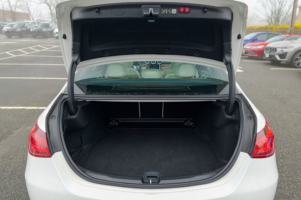 Used 2022 Mercedes-Benz C 300 4MATIC Sedan w/ Pinnacle Trim Package image 57