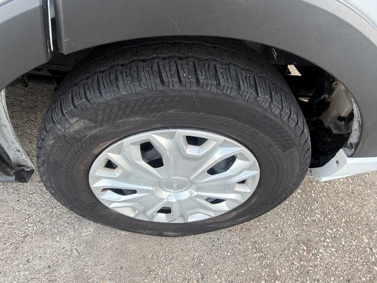 Used 2024 Ford Transit 350 XLT RWD image 11