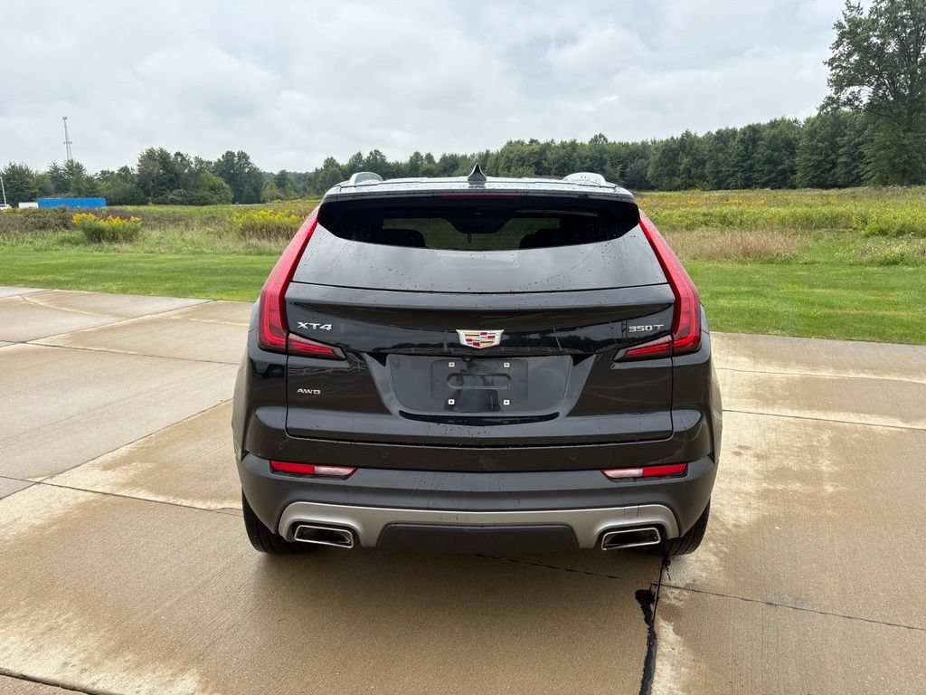 Used 2023 Cadillac XT4 Premium Luxury AWD/4WD image 5