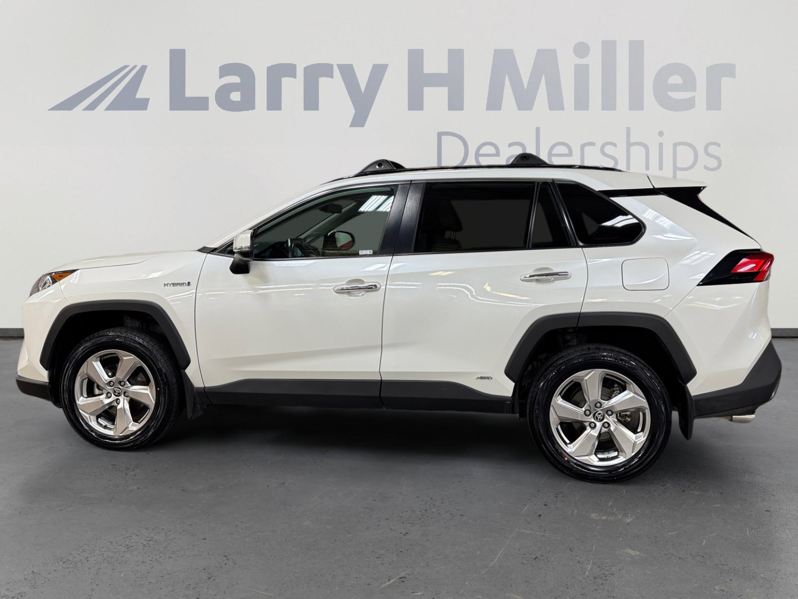 Certified 2021 Toyota RAV4 Limited image 2