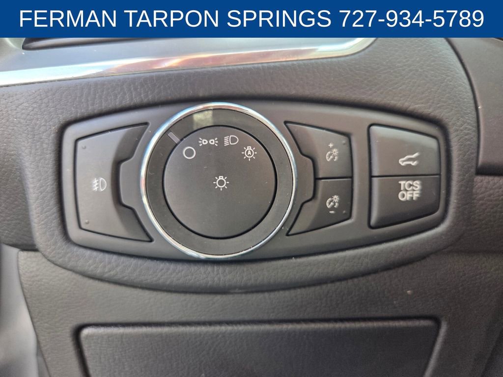 Used 2021 Ford Edge Titanium FWD image 25