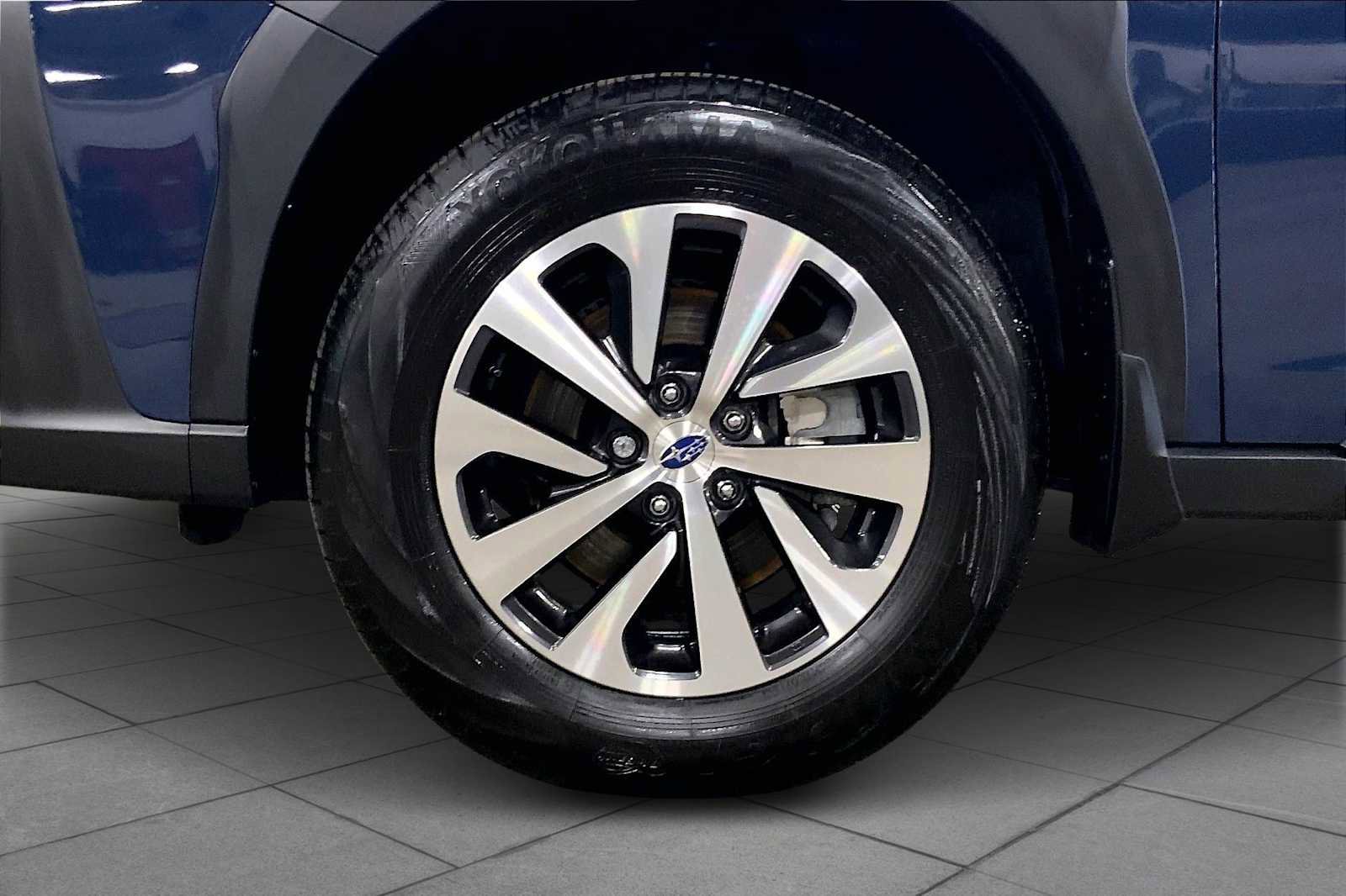 Certified 2025 Subaru Outback Premium image 10