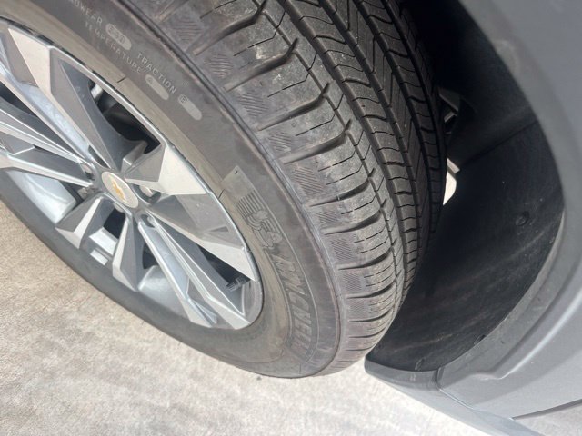 Used 2026 Chevrolet Equinox LT AWD/4WD image 7