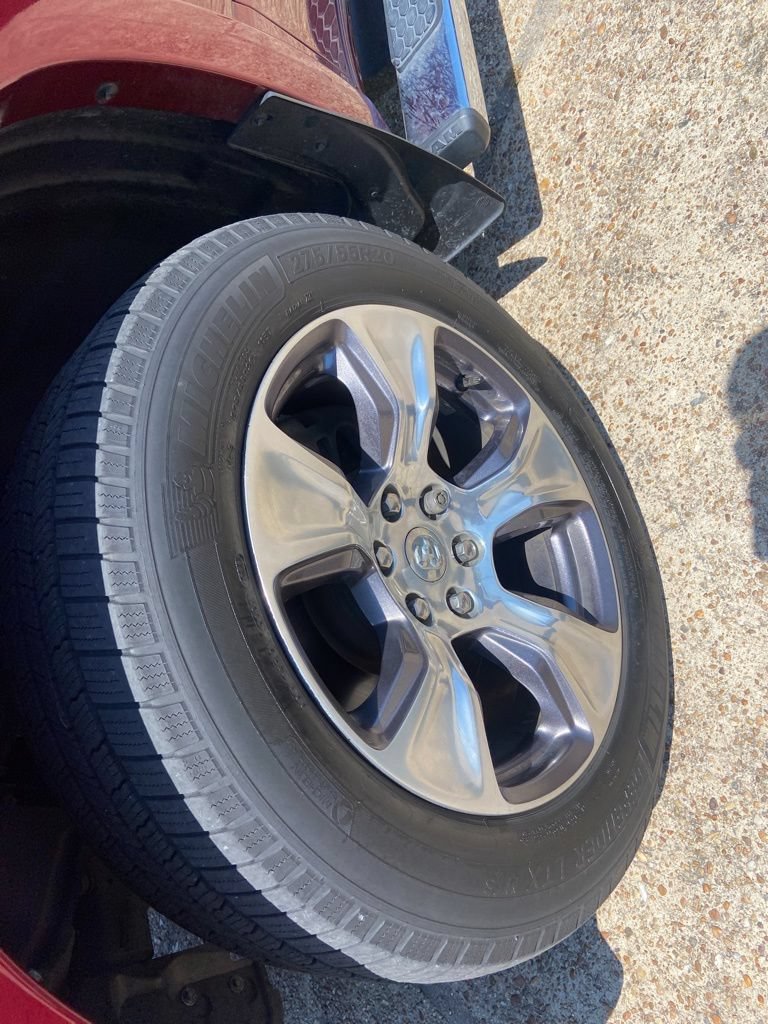 Used 2021 RAM 1500 Laramie AWD/4WD image 27