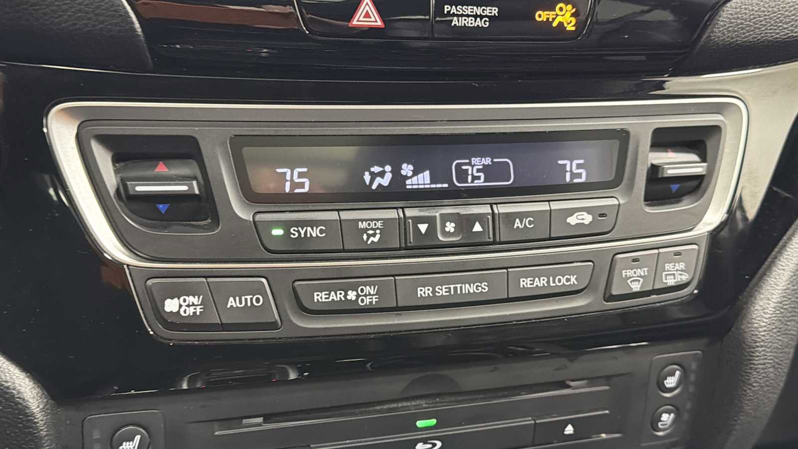 Used 2017 Honda Pilot Elite image 21