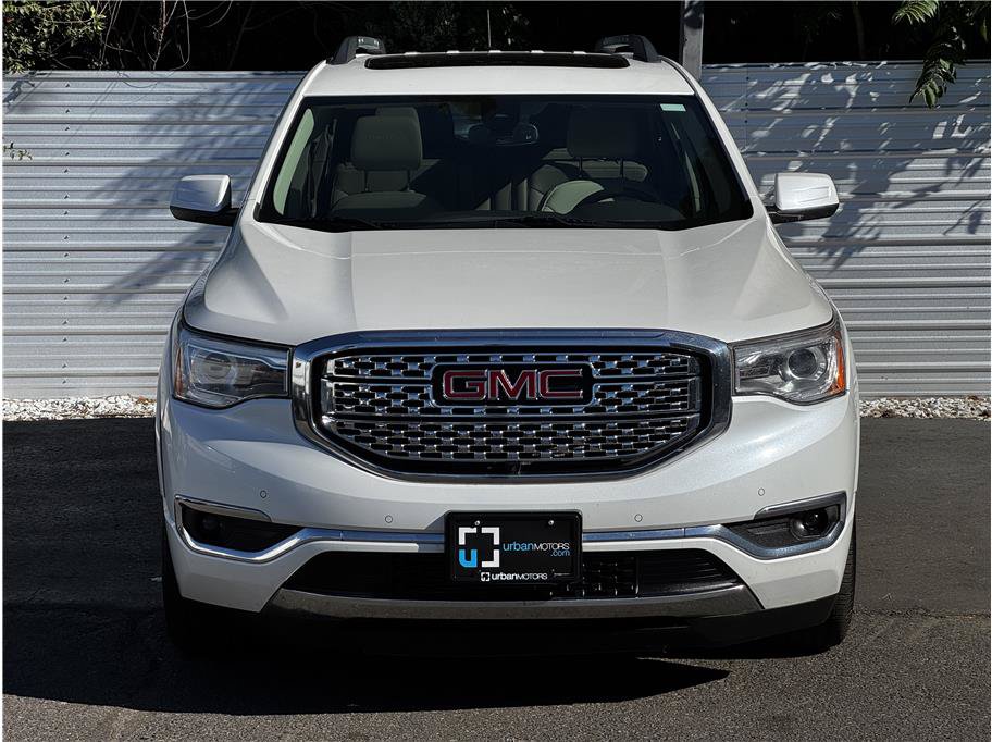 Used 2018 GMC Acadia Denali w/ Technology Package AWD/4WD image 7